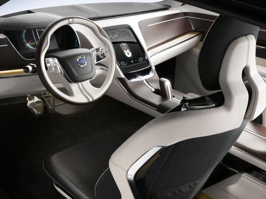  Volvo Concept You 2011 года  (фото 9 из 23)